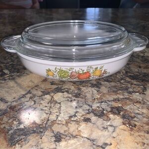 Corning Casserole Dish with Glass Lid, Spice of life Design